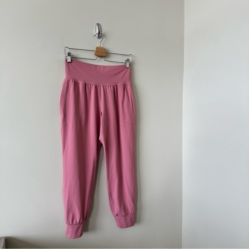 ATHLETA-SALUTATION HIGH RISE JOGGER-In Rose Pink (Size:Medium Petite) - Picture 4 of 12